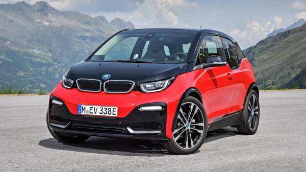 В 2018 году выйдет электромобиль BMW i3S