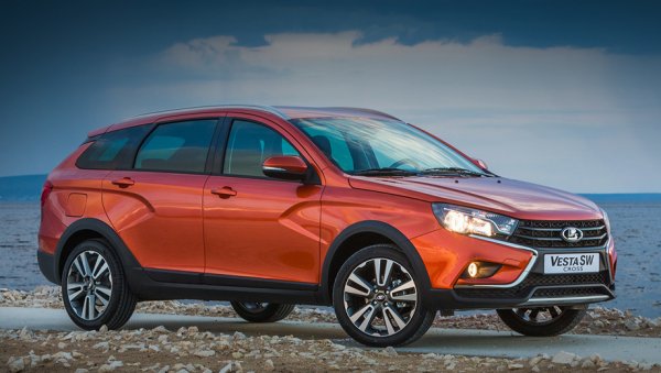 LADA Vesta в России подорожал на 15-36 тыс. рублей