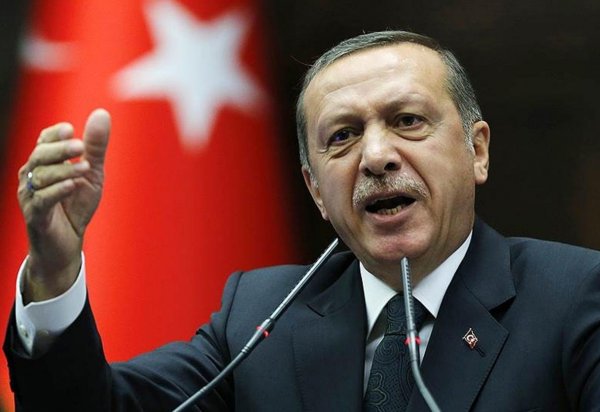 Эрдоган грозит вторжением в зону курдов в Сирии