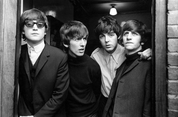 16 января является Всемирным днём группы «The Beatles»