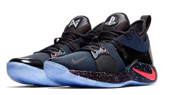 Nike выпустят новые кроссовки в стиле PlayStation