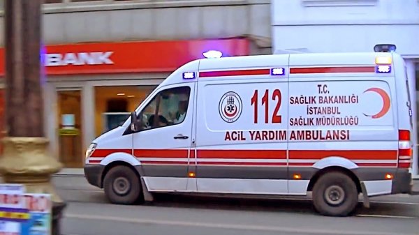 В Стамбуле погибли 3 человека из-за ДТП с двумя автобусами