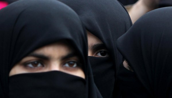 В Дании могут запретить головные уборы, закрывающие лицо