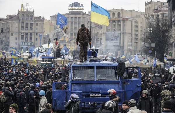 В Сети показали пули, летевшие в силовиков на Майдане