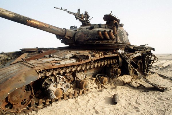 Авиация США уничтожила отечественный Т-72 в Сирии