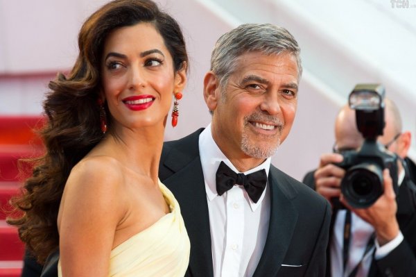 Клуни пожертвует $500 тысяч на ужесточение контроля за оружием