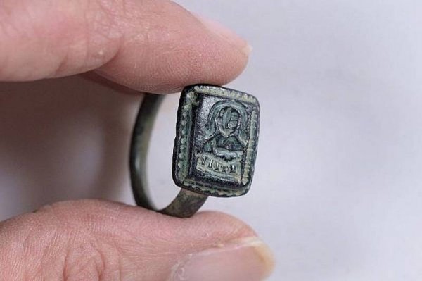 В Израиле нашли уникальный перстень с портретом Николая Чудотворца