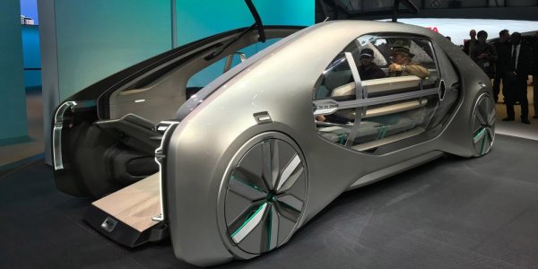Автономное такси будущего от Renault запустят к 2030 году