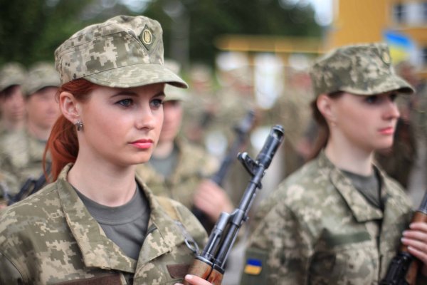 ВСУ: На Донбассе воевали 7000 женщин-солдат