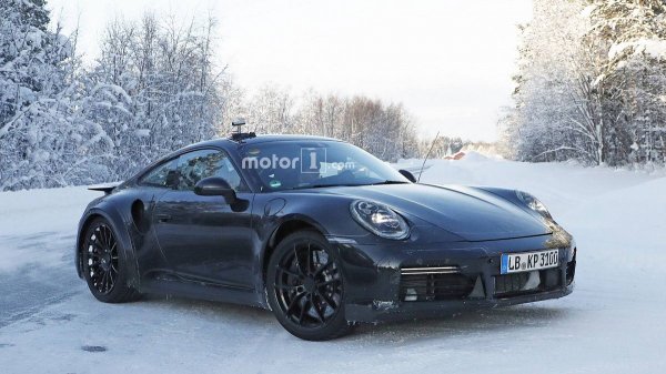 Следующий Porsche 911 станет 700-сильным гибридом