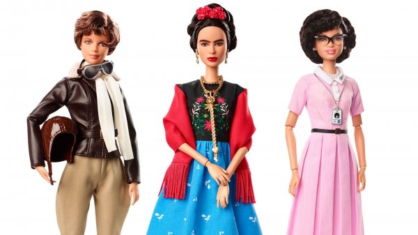 Родственники художницы Фриды Кало возмущены куклой Barbie в ее честь