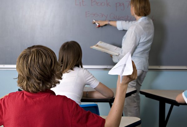 В школах Швеции отменили контроль знаний из-за стресса учащихся