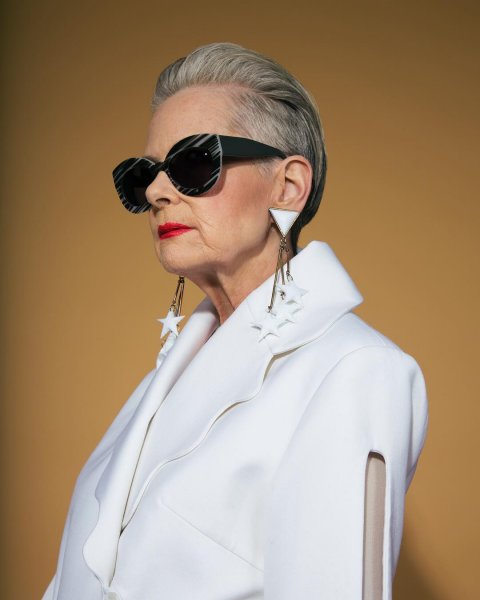 64-летняя пенсионерка-профессор решила стать моделью