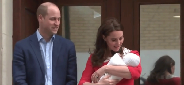 Герцог и герцогиня Кембриджские показали новорожденного сына