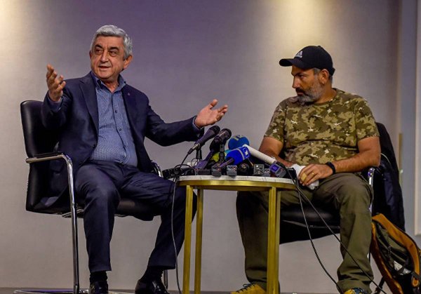 Лидер оппозиционного движения Армении заявил о готовности стать премьером