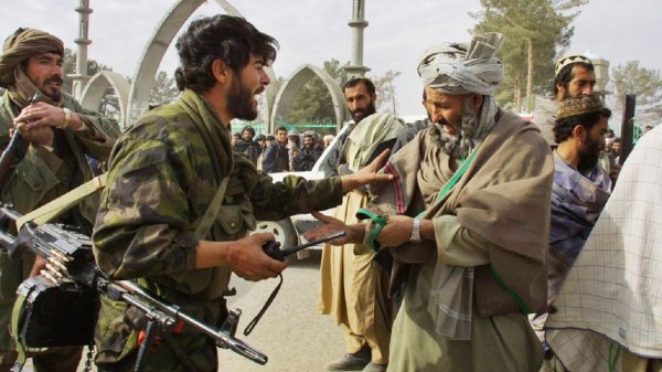 В результате теракта в Афганистане погибли 11 человек
