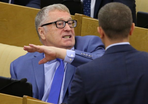 Жириновский высказался против зарплаты депутатам в 30 тыс рублей