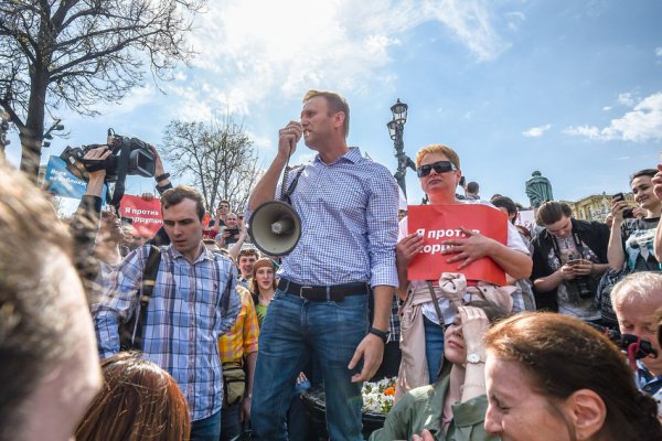 Алексей Навальный после задержания перестал выходить на связь
