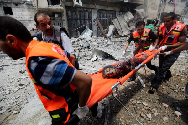 Более 50 палестинцев погибли в столкновении на границе сектора Газа
