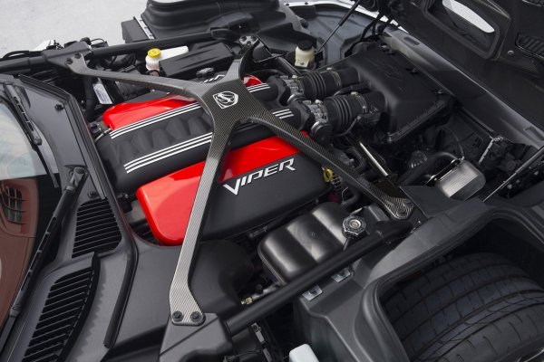 Культовый суперкар Dodge Viper возродят в 2020 году