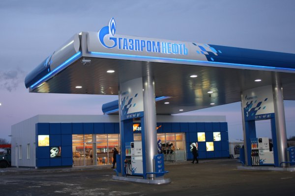 Роскачество проверит бензин на АЗС России после сообщений о недоливе