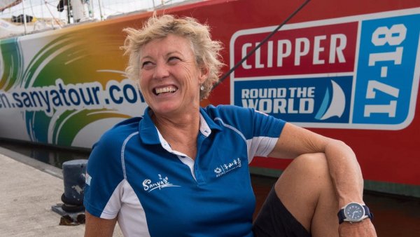 Австралийка стала первой женщиной-шкипером, победившей в кругосветной гонке на яхтах