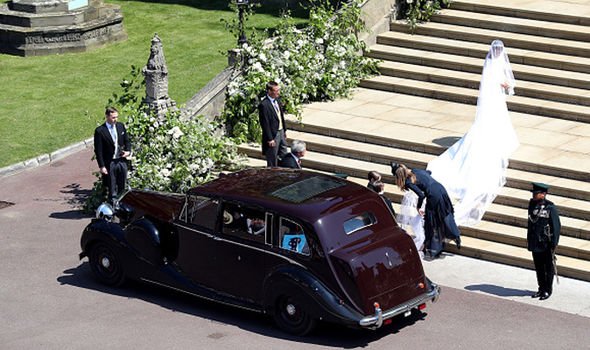 Королева Елизавета II продает свой Rolls Royce за 2 миллиона фунтов стерлингов