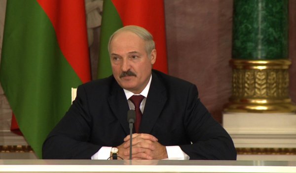 Лукашенко уволил членов правительства Белоруссии