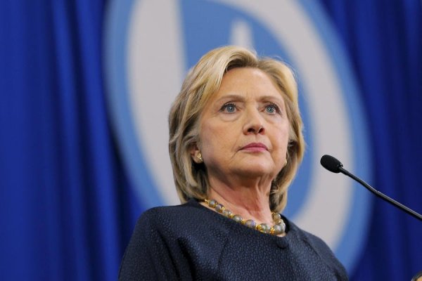 Хиллари Клинтон призывает ФБР взяться за расследование дела Бретта Кавано