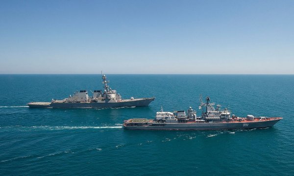 Лавров подчеркнул невозможность проведения учений НАТО в Азовском море