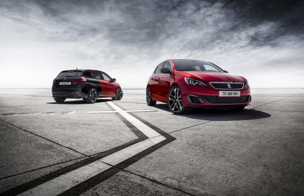 «Король Лев» гольф-класса: О Peugeot 308 2016 года подробно рассказал эксперт