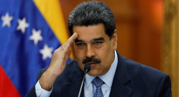 «Конвульсии Мадуро»: По негласному указу президента «опасных» россиян не пропускают в страну