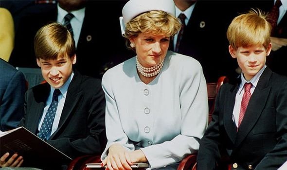 Королева в шоке: Принц Уильям говорил, что не хочет становиться королем – биограф