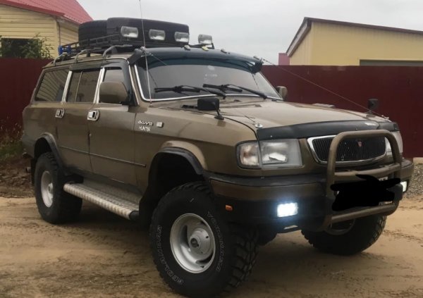 Если бы «Крузак» делали в России: Сеть очаровал ГАЗ-3110 «Волга», превращённый в Toyota Land Cruiser