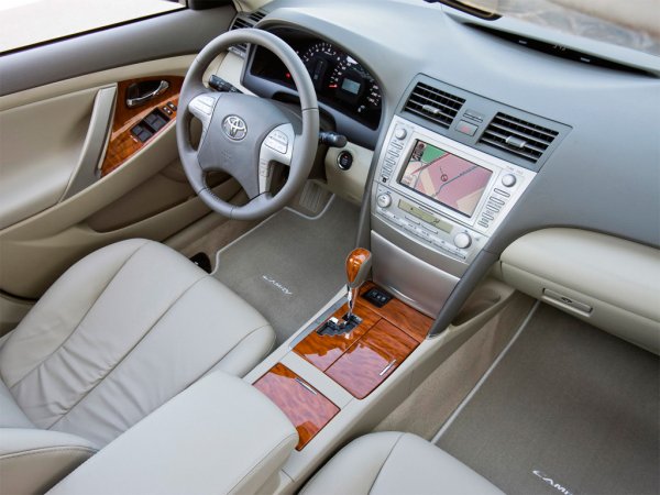 «Минимум поломок за 6 лет»: Владелец газовой Toyota Camry XV40 поведал о своем авто