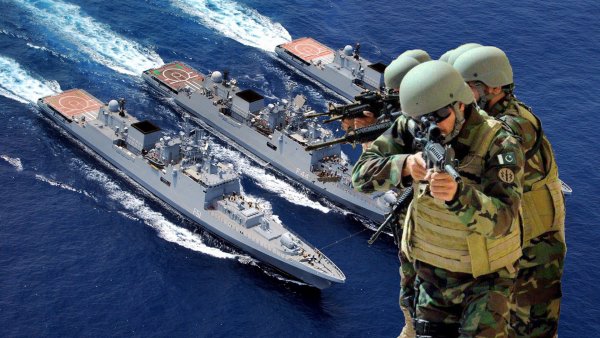 «Ихтиандры хреновы»: Коммандос Пакистана готовят атаку на ВМС Индии