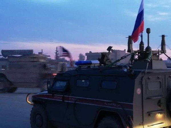 В Сети отреагировали на встречу военных РФ и США в Сирии