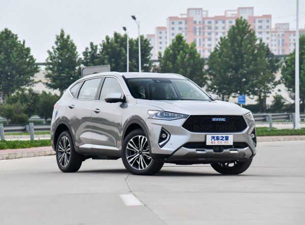 Неликвидны? Как бы не так! Подержанные Haval F7 на «вторичке» дешевеют медленнее, чем «корейцы»