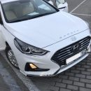 «Когда работал на заводе Hyundai и натырил шильдиков» – В сети высмеяли тюнингованную Sonata