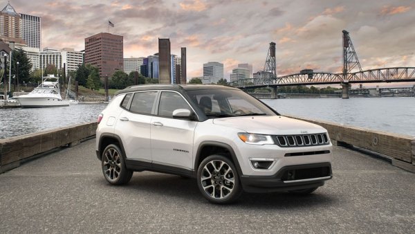 Идеал для бездорожья: Jeep Compass 2020 способен передвигаться в любых условиях – «Прадики» и «Хавейлы» так не смогут