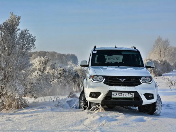 Старое, но проверенное зло: Вместо подержанных Mitsubishi Pajero Sport и Toyota Fortuner лучше купить УАЗ «Патриот» с АКПП – причин хватает