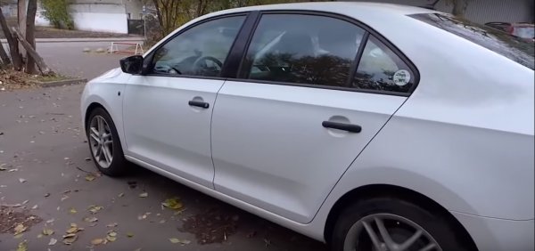 Покупать ли б/у Skoda Rapid? Какие проблемы у Skoda с пробегом за «сотку»