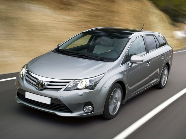 Дешевле и надёжнее «Камрюхи», но в это никто не верит: Подержанная Toyota Avensis – с рынка ушла, но в сердцах осталась