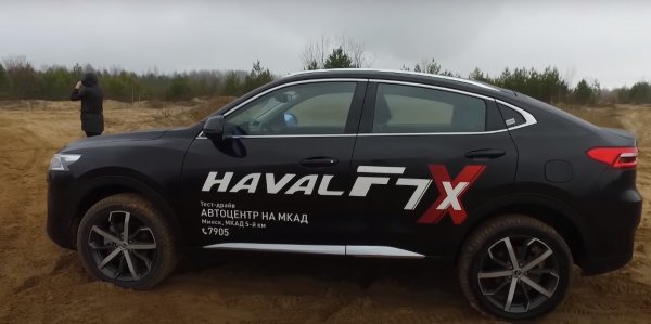 По праву заслужил титул «Король дороги»: Changan CS55 и Haval F7x сразились на бездорожье