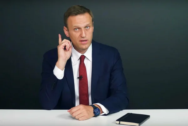 Политолог Гаспарян считает, что Навального могли отравить западные кураторы