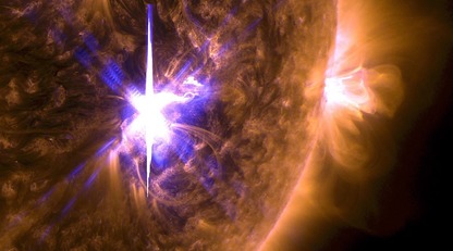 Мощнейшую вспышку на Солнце смогли показать крупным планом: впечатляющее видео